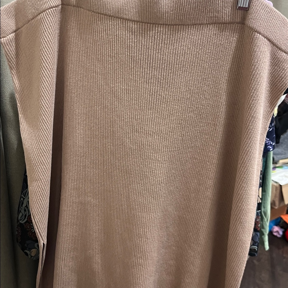 NWOT Ava & Viv Light Brown Skirt